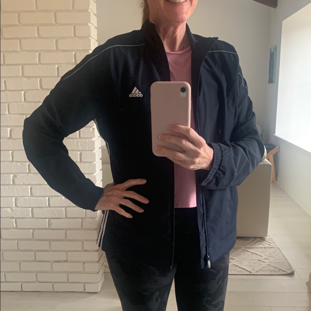 Adidas Navy lightweight Jacket with Relaxed Fit and Zipper Closure